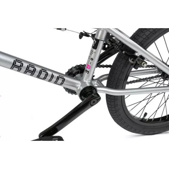 Radio Revo Pro 20" – freestyle BMX (Silver) | kasitro.live