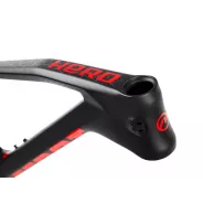 Accent Hero Carbon 29 â€“ rĂˇm Black/Red | kasitro.live
