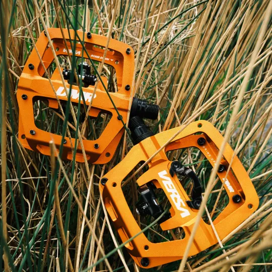 DMR Versa (One side SPD) pedály - oranžové | kasitro.live
