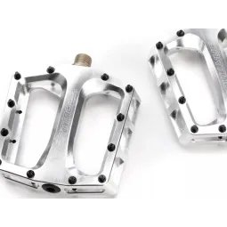 Dartmoor Thunder Alu CNC – Silver MTB pedály | kasitro.live