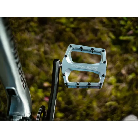 Dartmoor THUNDER Alu CNC – Bike Pedals (Silver) | kasitro.live