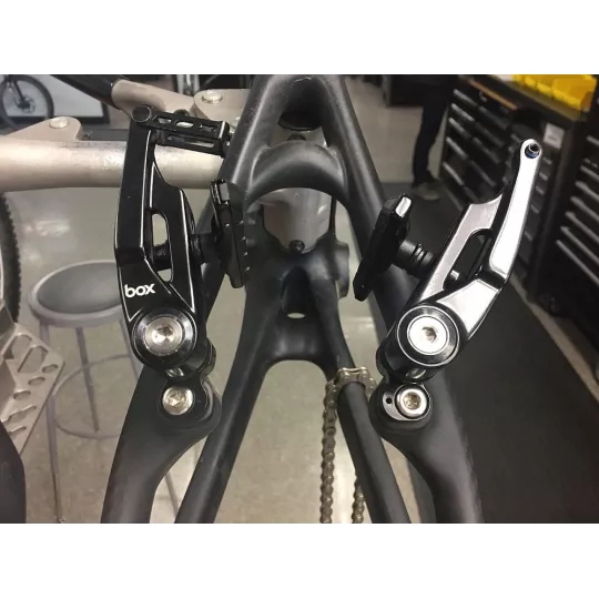 BOX Components Two Brake Post – Brake Adapter | kasitro.live