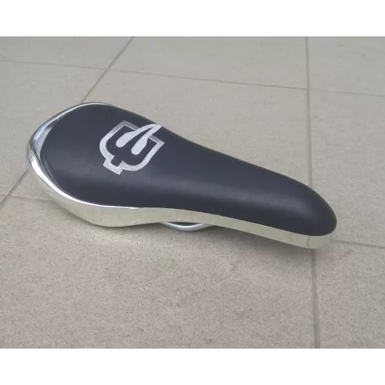 Brave X-treme Synth – Saddle With Rails | kasitro.live