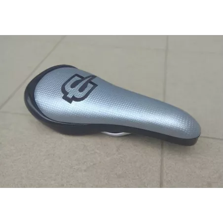 Brave X-treme Tuff Silver – Saddle With Rails | kasitro.live